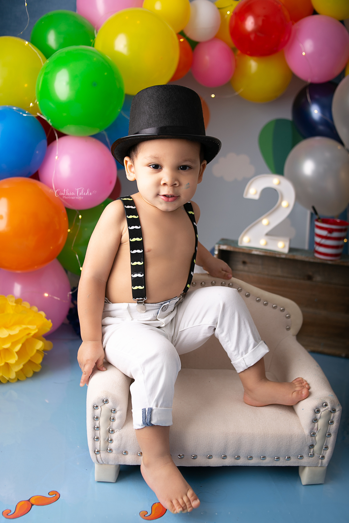 Cínthia Toledo, fotógrafa de família, fotógrafa de newborn e babys, cake smash, smash the cake, 2 anos, ensaio infantil, fotografia de bebês, babys, Malden-MA, mundo bita, cake smash mundo bita, menino