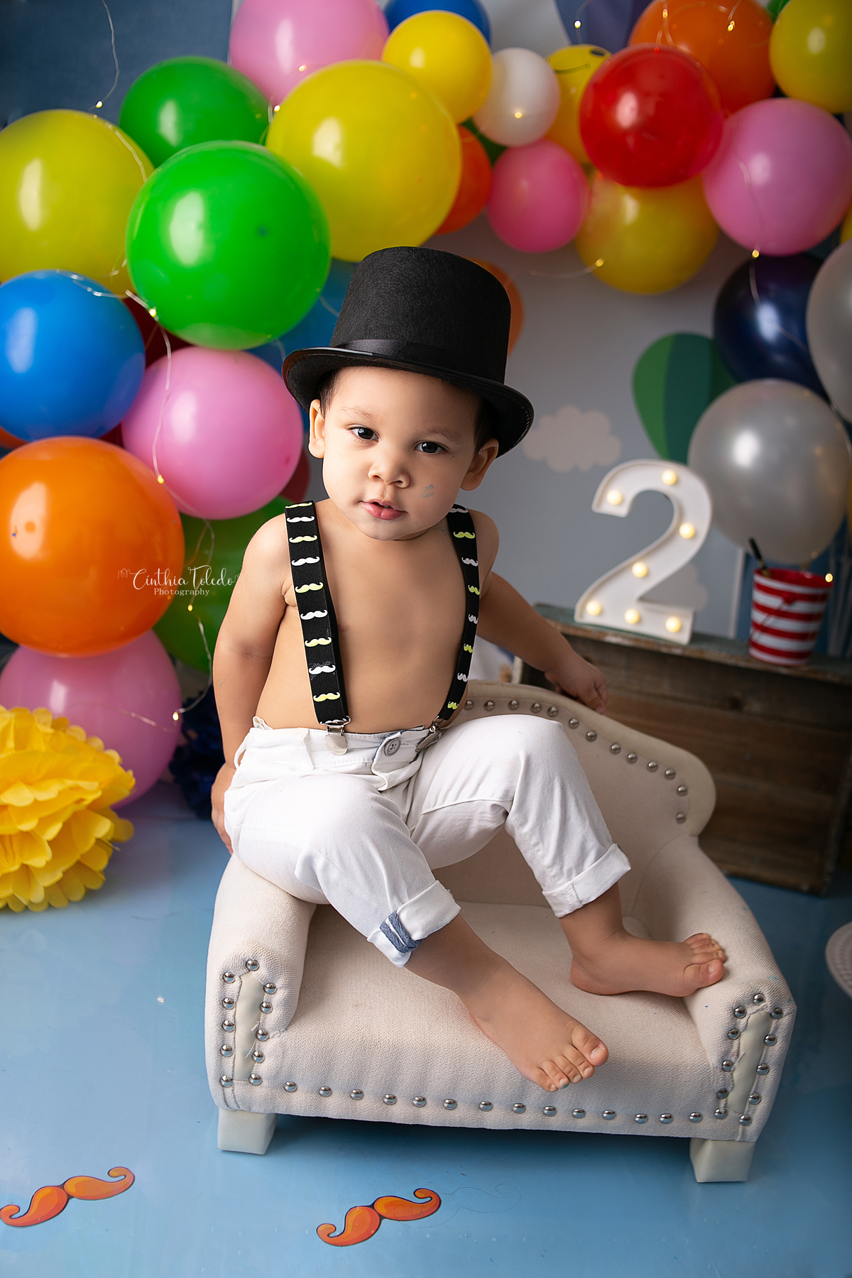 Cínthia Toledo, fotógrafa de família, fotógrafa de newborn e babys, cake smash, smash the cake, 2 anos, ensaio infantil, fotografia de bebês, babys, Malden-MA, mundo bita, cake smash mundo bita, menino