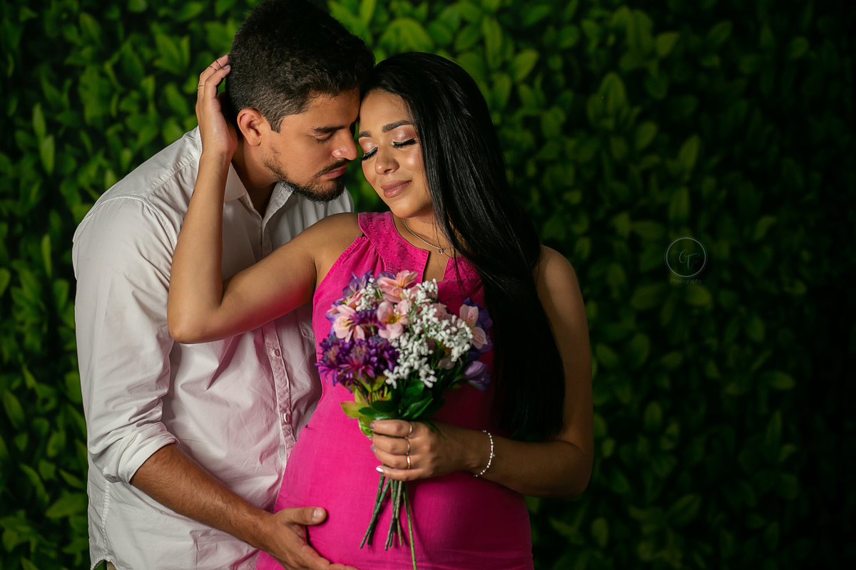 Ensaio fotográfico gestante, pregnancy, maternity, realizado em studio, localizado em Malden-MA, fotografado por Cinthia Toledo Fotografia, 