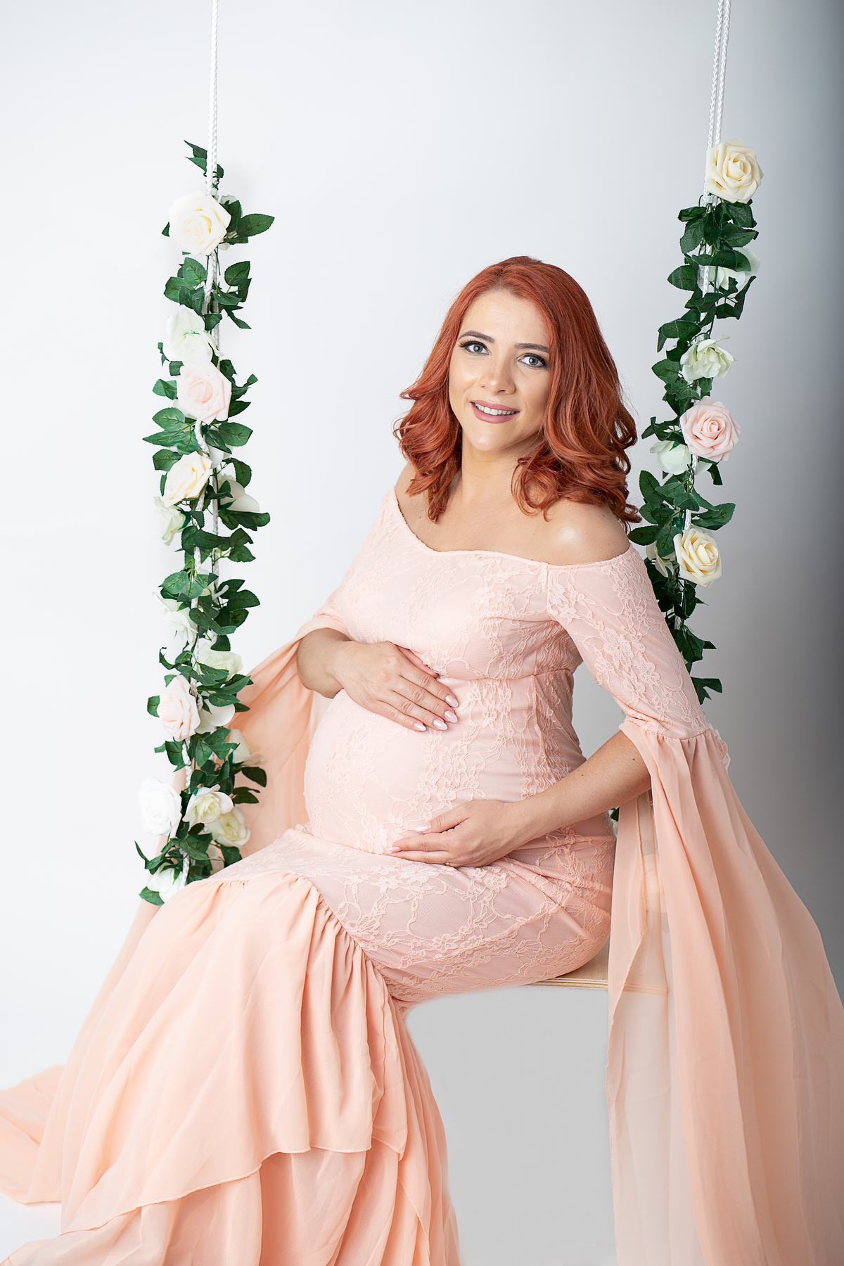 ensaio fotográfico de gestante / pregnancy/ maternity, casal, fotografado por Cinthia Toledo photography, localizado em 
studio de MALDEN-MA,  Julho de 2021, 