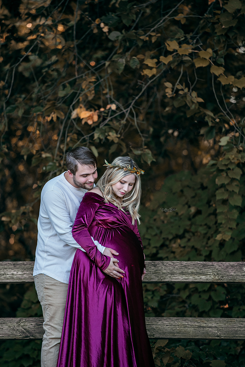 Ensaio fotográfico de gestante, maternity, pregnancy e família, fotografado por Cinthia Toledo photography, Fotógrafa de família. casal  em uma sessão de gestante nos Eua.
