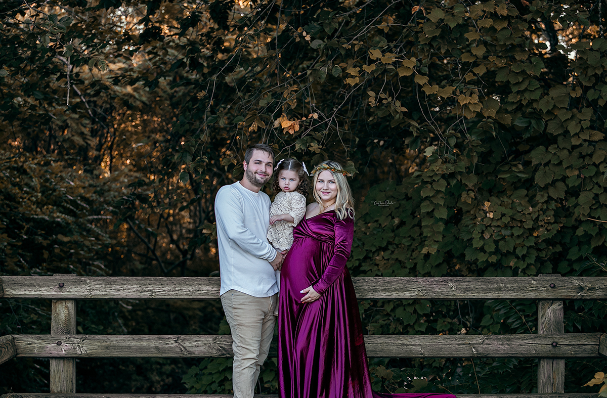 Ensaio fotográfico de gestante, maternity, pregnancy e família, fotografado por Cinthia Toledo photography, Fotógrafa de família. casal  em uma sessão de gestante nos Eua.