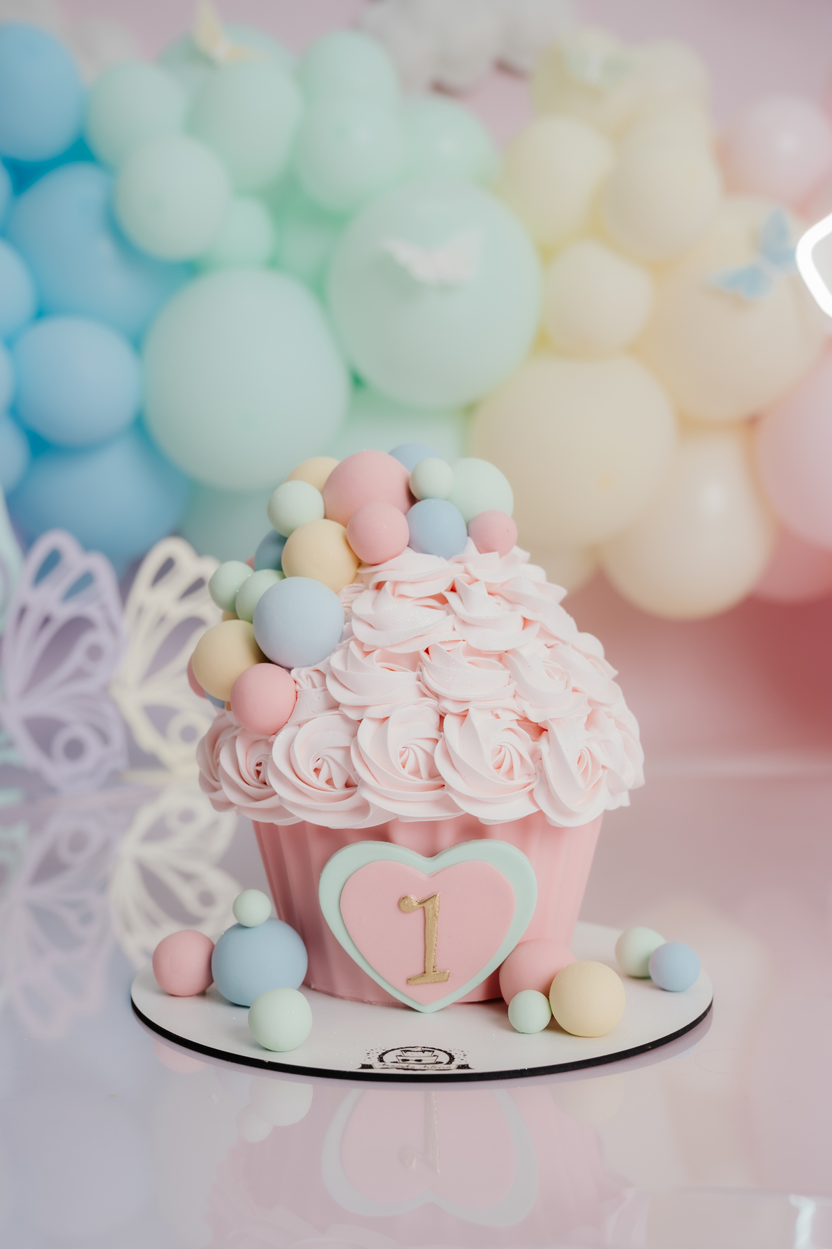 Smash the cake Liz 
Bolo @Anninhaarteira