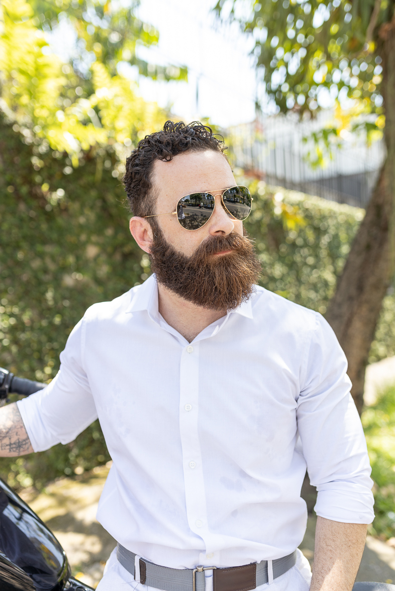 Pose para fotos de noivo

