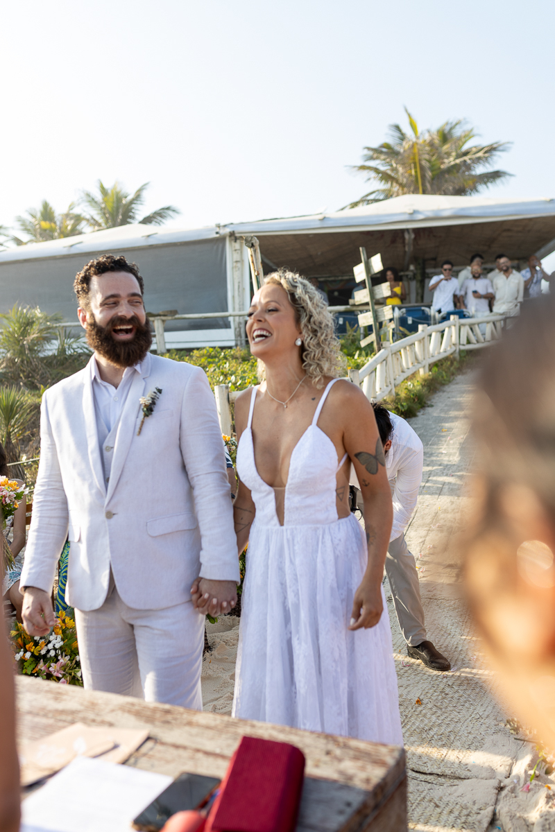 Fotografia espontânea do 
 noivos 




