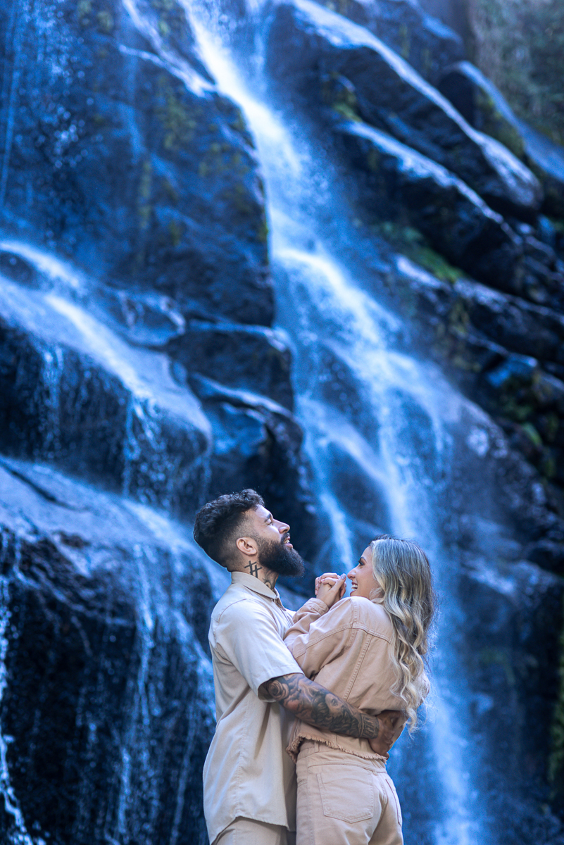 Casamento em cenários naturais
