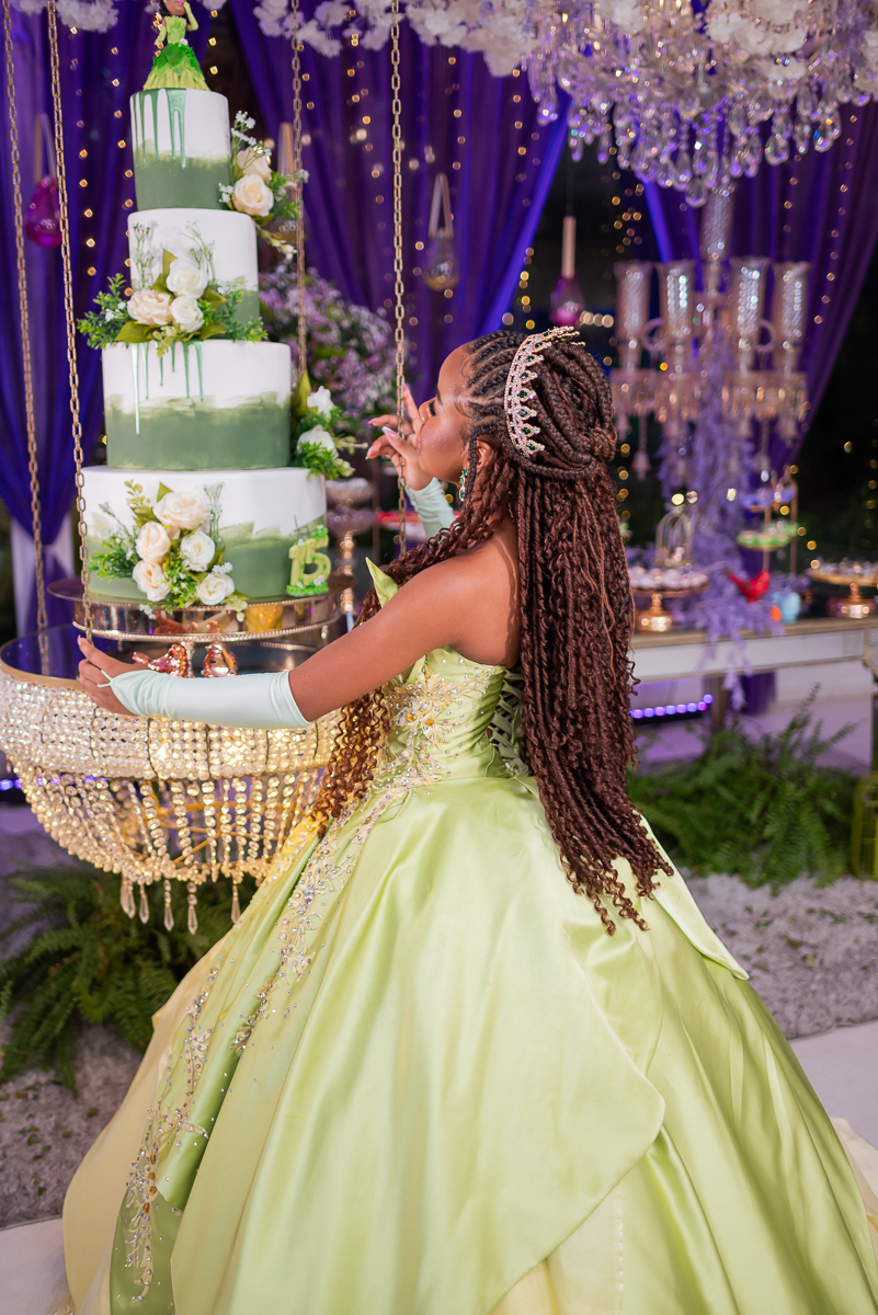 decoração princesa e o sapo-bolo verde