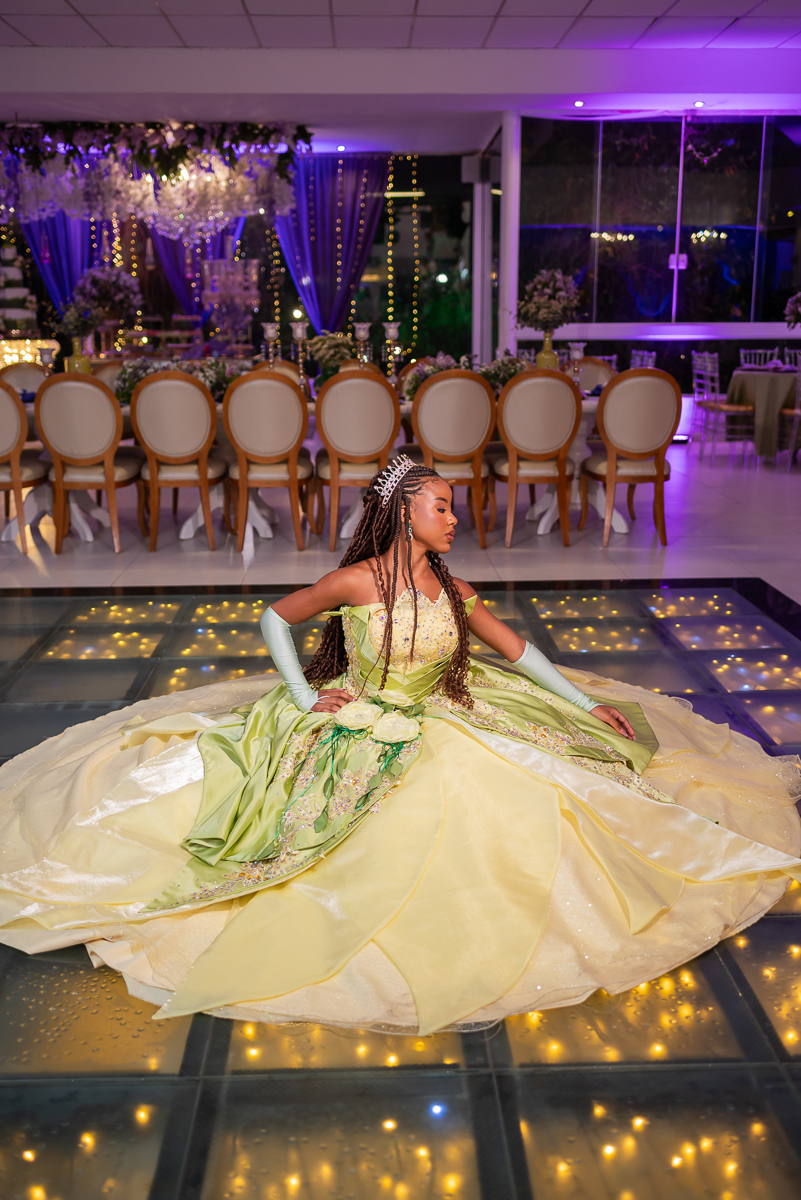 Poses elegantes para 15 anos 