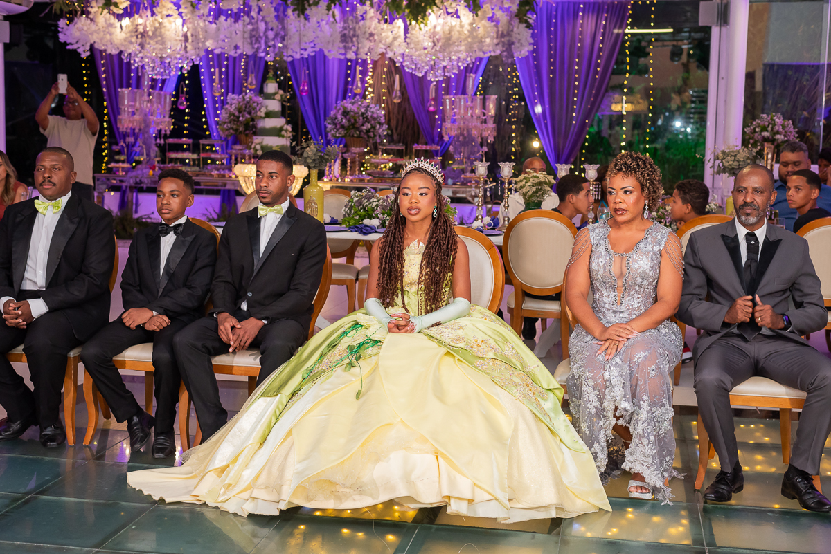 Família na cerimônia Xv anos