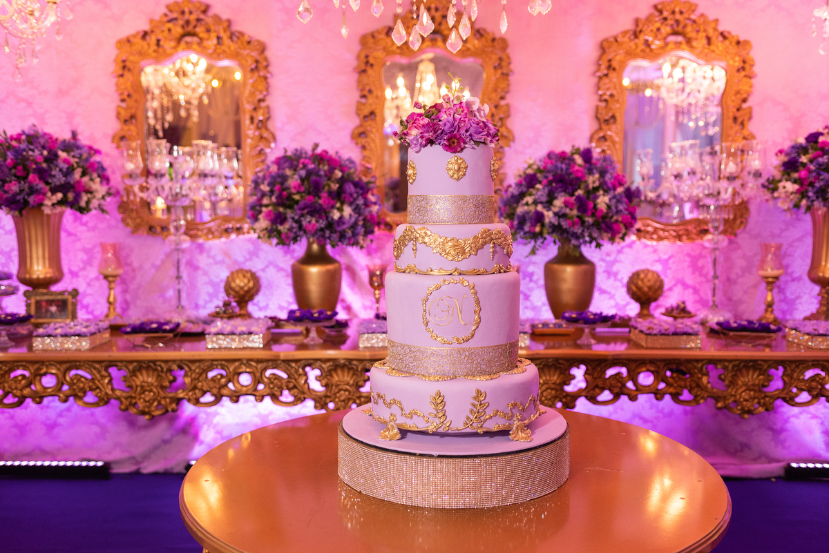 Decoração em tons lillás