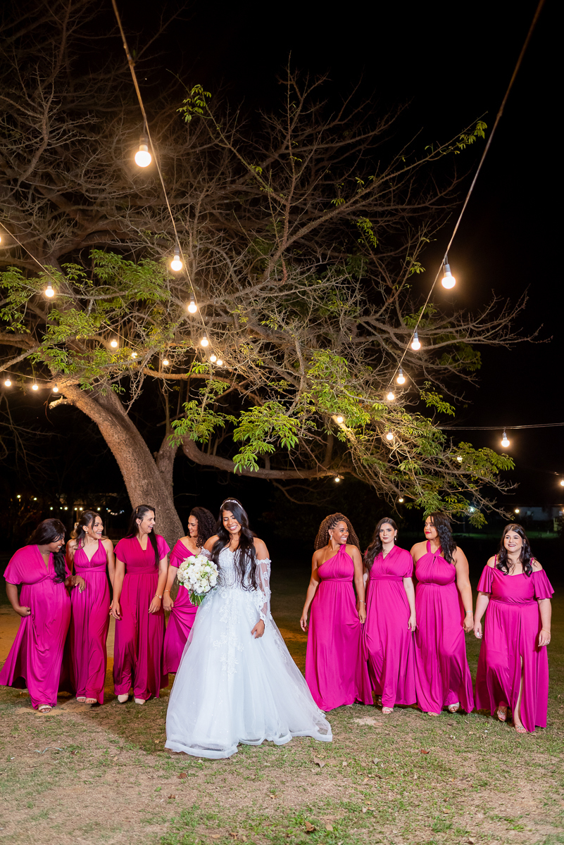 Noiva e madrinhas clássicas: