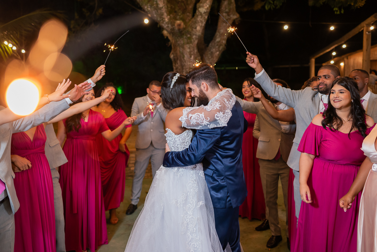  Fotos com os padrinhos ao  ao ar livre  