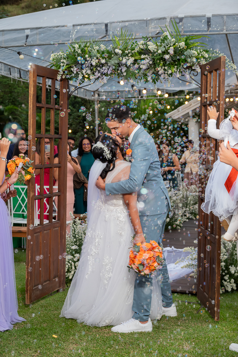  Cerimonia com bolinhas de sabão  