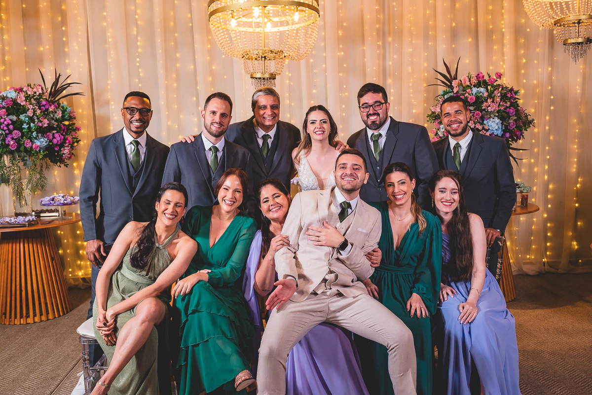 Padrinhos com os noivos