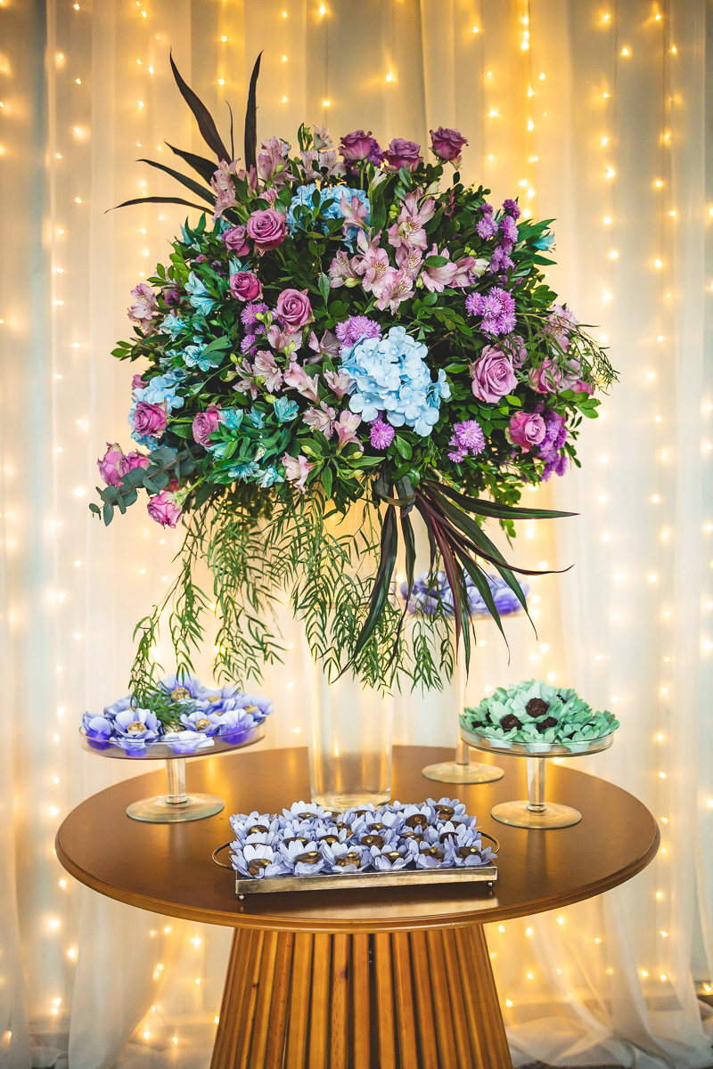  Decoração com flores com realistas 