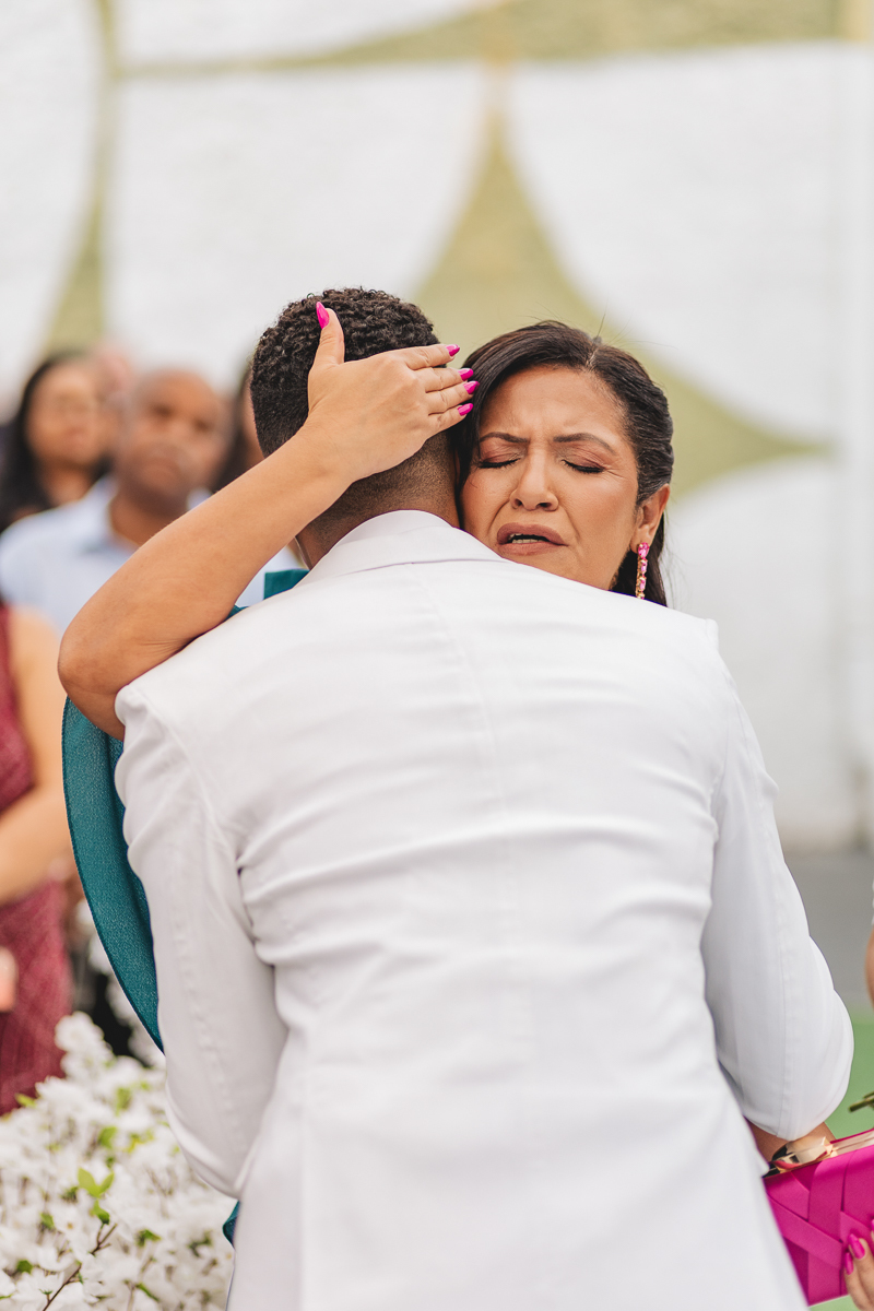 Abraços na cerimonia 