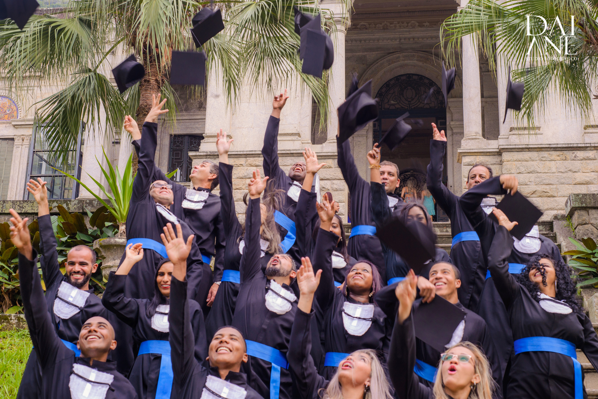 fotografa de belford roxo faz ensaio de formatura no parque lage