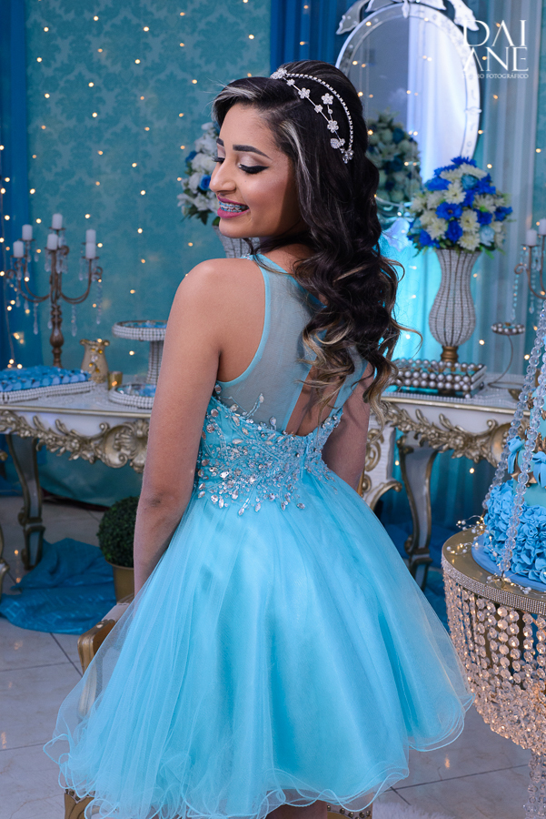 Daiane Studio fotográfico no Pedacinho do céu fotografa debutante