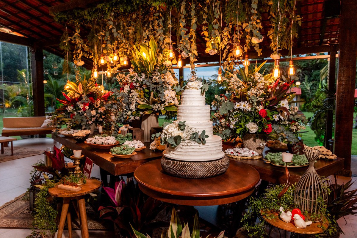 bolo de casamento simples