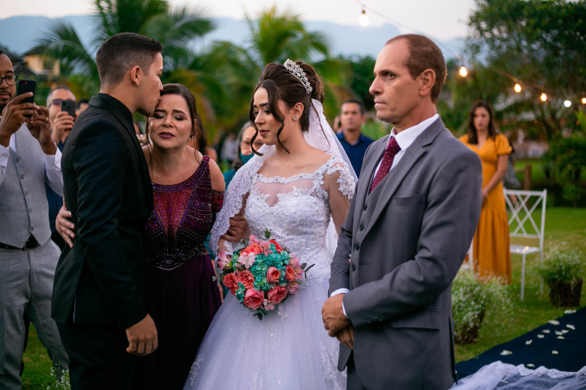 entrega da noiva para o noivo