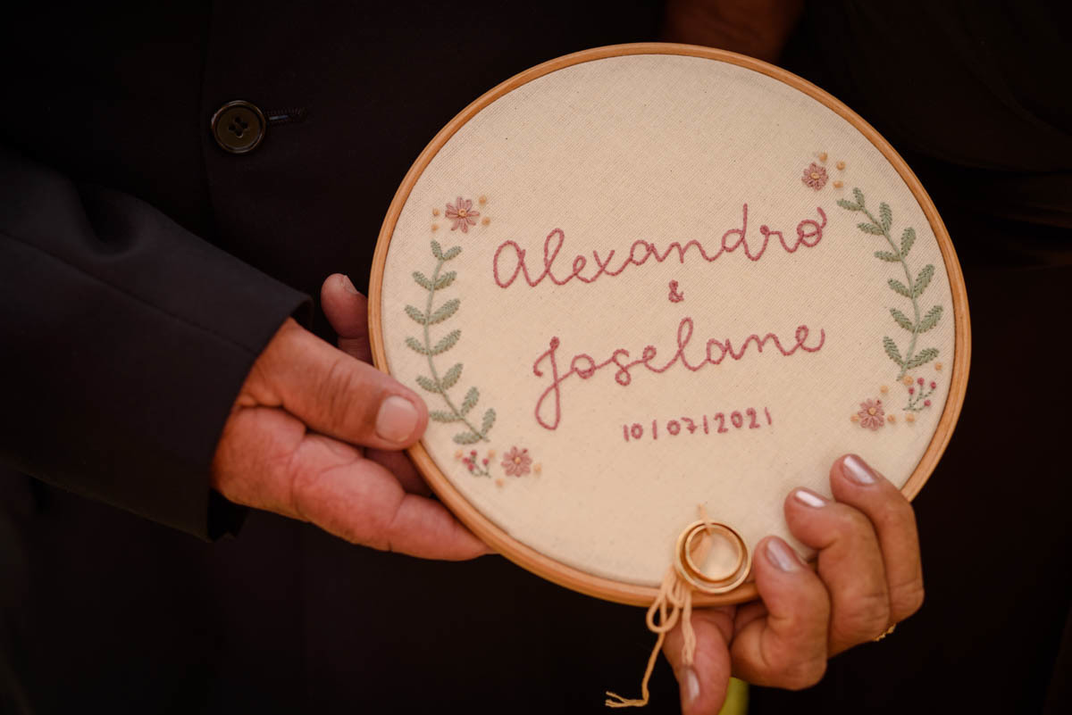 porta alianças bordado