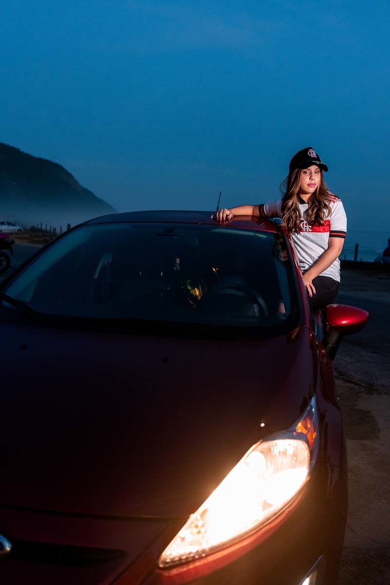 ensaio com a blusa de time