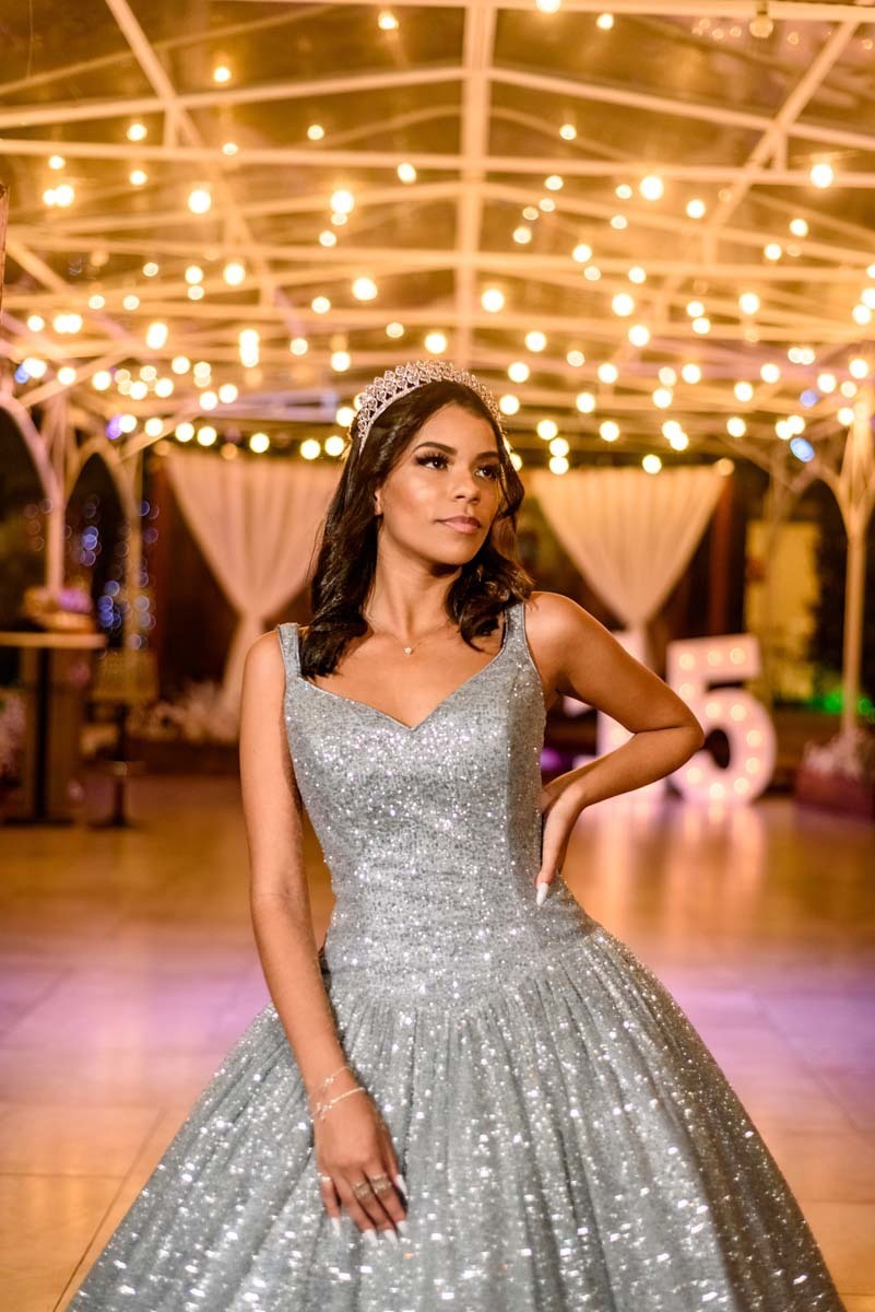 inspiração vestido de 15 anos moderno