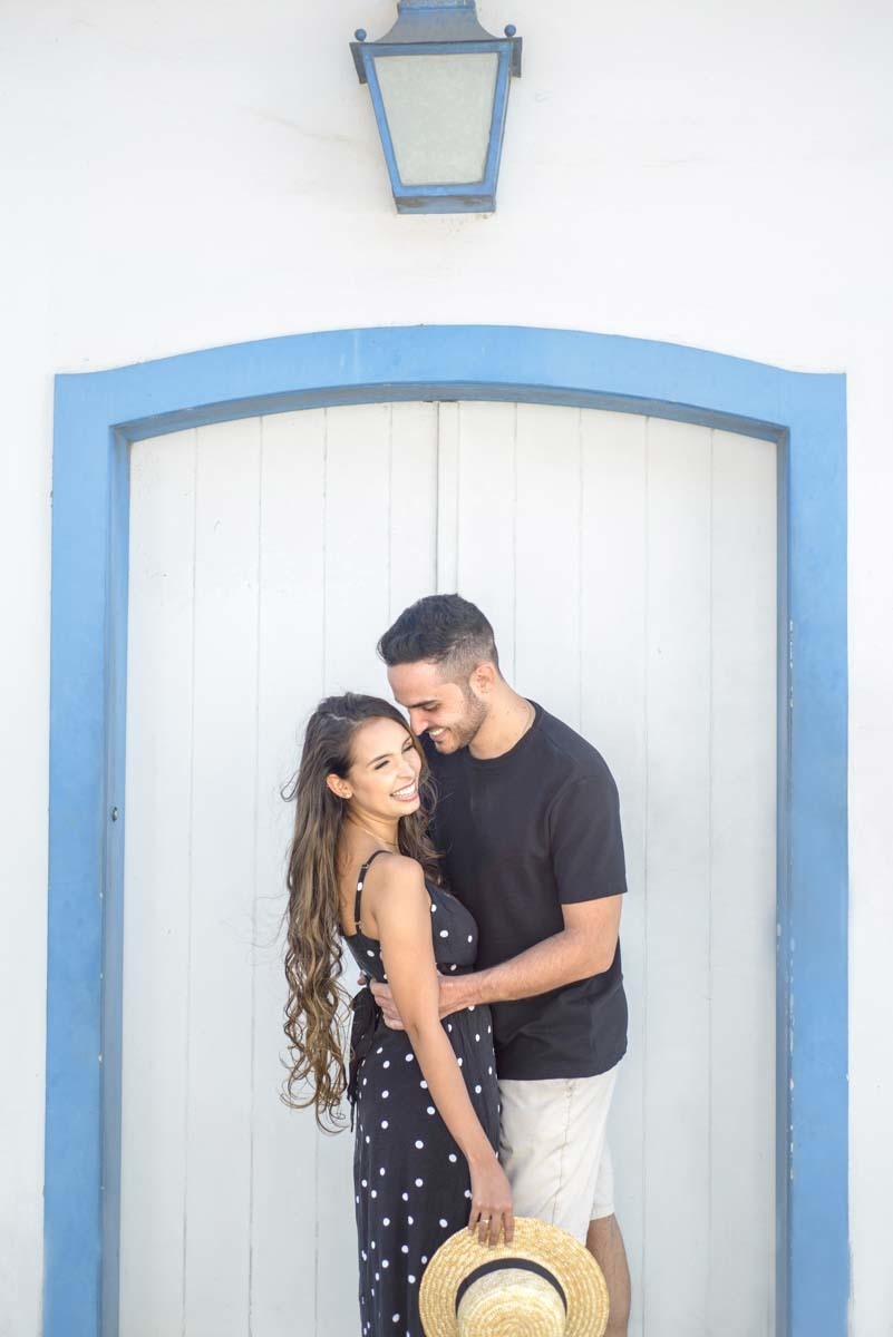 ensaio de casal com roupa preta