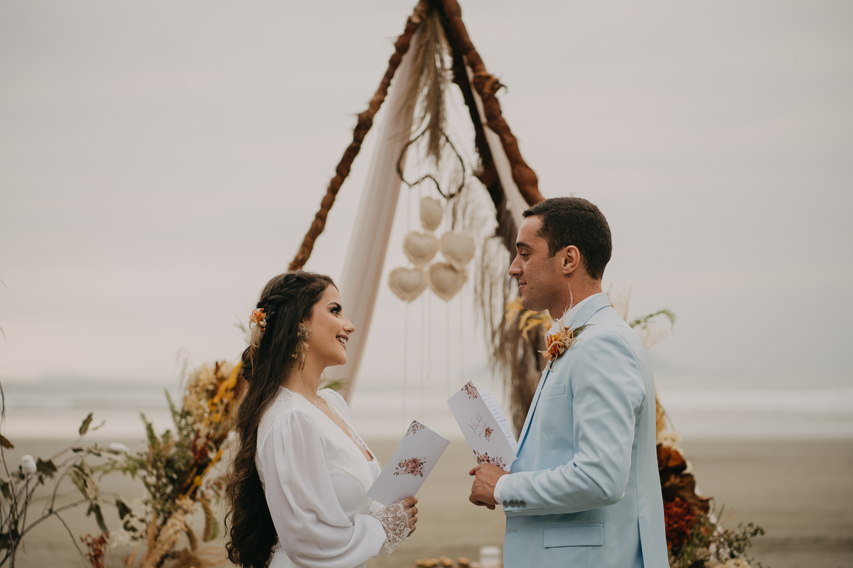 wedding, elopement wedding, elopement, renovação de votos, bodas, casamento na praia, cerimônia de casamento, casamento boho, estilo boho, decoração boho, noiva, vestido de noiva, wedding