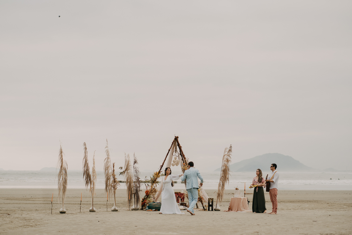wedding, elopement wedding, elopement, renovação de votos, bodas, casamento na praia, cerimônia de casamento, casamento boho, estilo boho, decoração boho, noiva, vestido de noiva, wedding