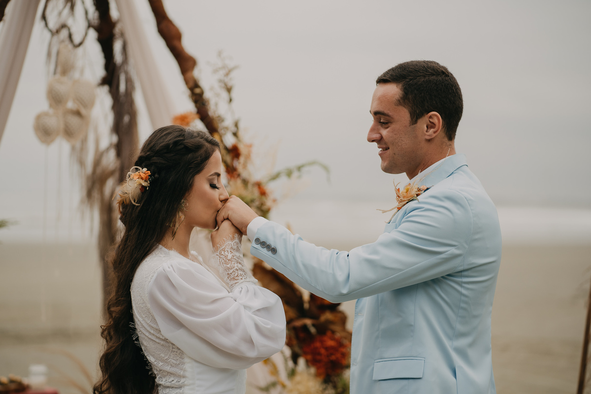 wedding, elopement wedding, elopement, renovação de votos, bodas, casamento na praia, cerimônia de casamento, casamento boho, estilo boho, decoração boho, noiva, vestido de noiva, wedding
