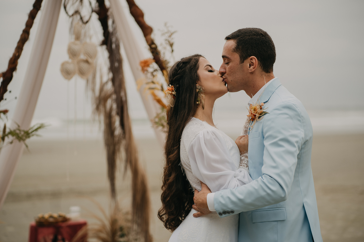wedding, elopement wedding, elopement, renovação de votos, bodas, casamento na praia, cerimônia de casamento, casamento boho, estilo boho, decoração boho, noiva, vestido de noiva, wedding