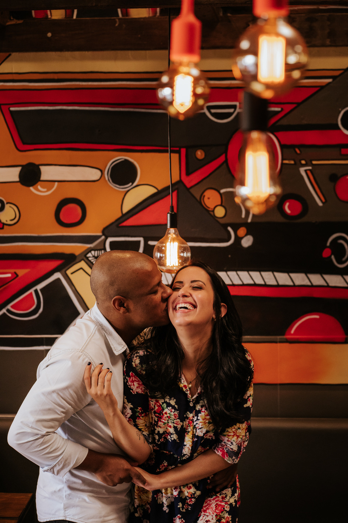 pré-wedding, ensaio fotográfico, fotos de casal, ensaio de casal, fotos em hamburgueria, casamento, one burger, ensaio fotográfico original, ensaio de casal criativo