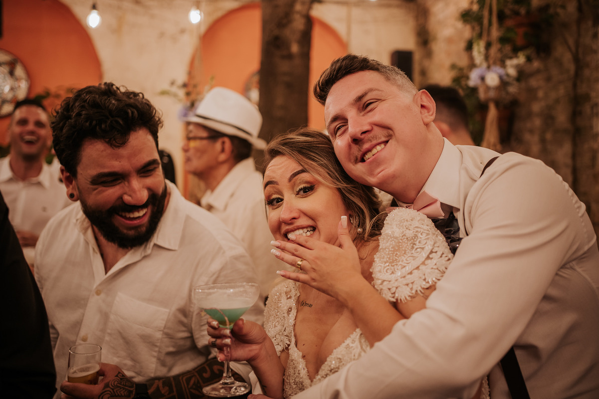 casa quena, mini wedding, casamento, wedding, noiva, dia da noiva, bride, vestido de noiva, maquiagem de noiva, wedding dress, cerimônia de casamento, dia do noivo, casamento moderno, amigos do noiva, madrinhas, padrinhos,wedding dress