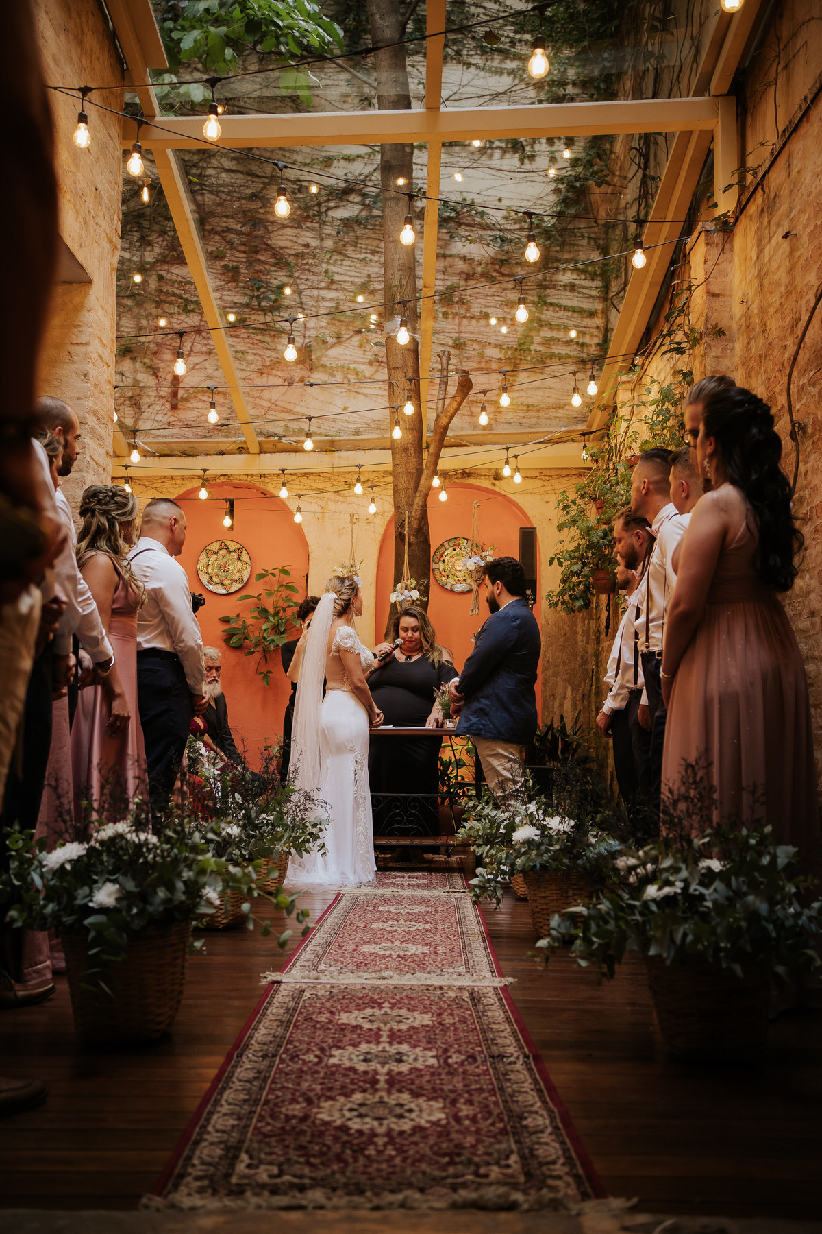 casa quena, mini wedding, casamento, wedding, noiva, dia da noiva, bride, vestido de noiva, maquiagem de noiva, wedding dress, cerimônia de casamento, dia do noivo, casamento moderno, amigos do noiva, madrinhas, padrinhos,wedding dress