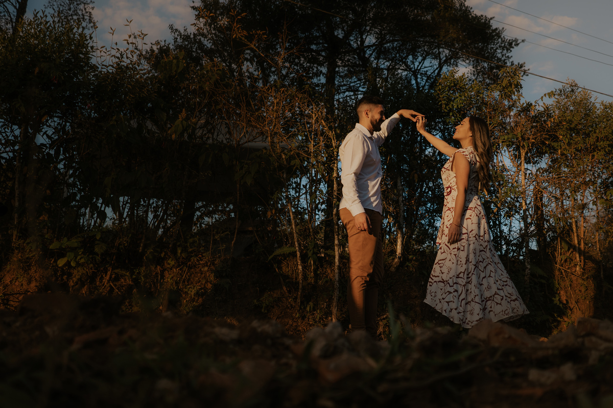 ensaio, ensaio de casal, fotos de casal, pré-wedding, noivos, monte verde, fotos em monte verde, couple, wedding couple, fotografia de casal, ensaio fotográfico