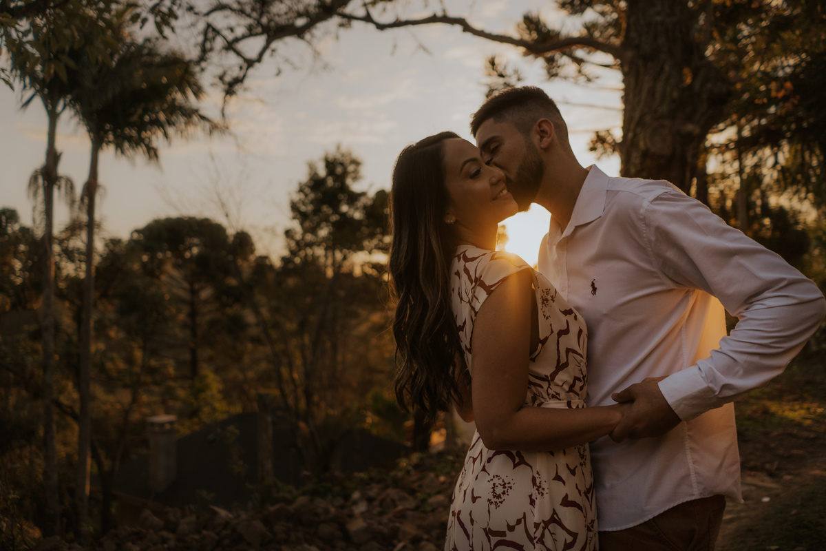 ensaio, ensaio de casal, fotos de casal, pré-wedding, noivos, monte verde, fotos em monte verde, couple, wedding couple, fotografia de casal, ensaio fotográfico