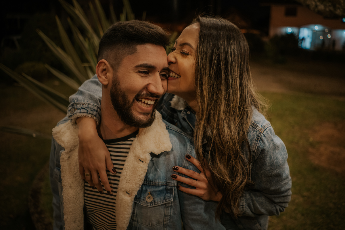 ensaio, ensaio de casal, fotos de casal, pré-wedding, noivos, monte verde, fotos em monte verde, couple, wedding couple, fotografia de casal, ensaio fotográfico