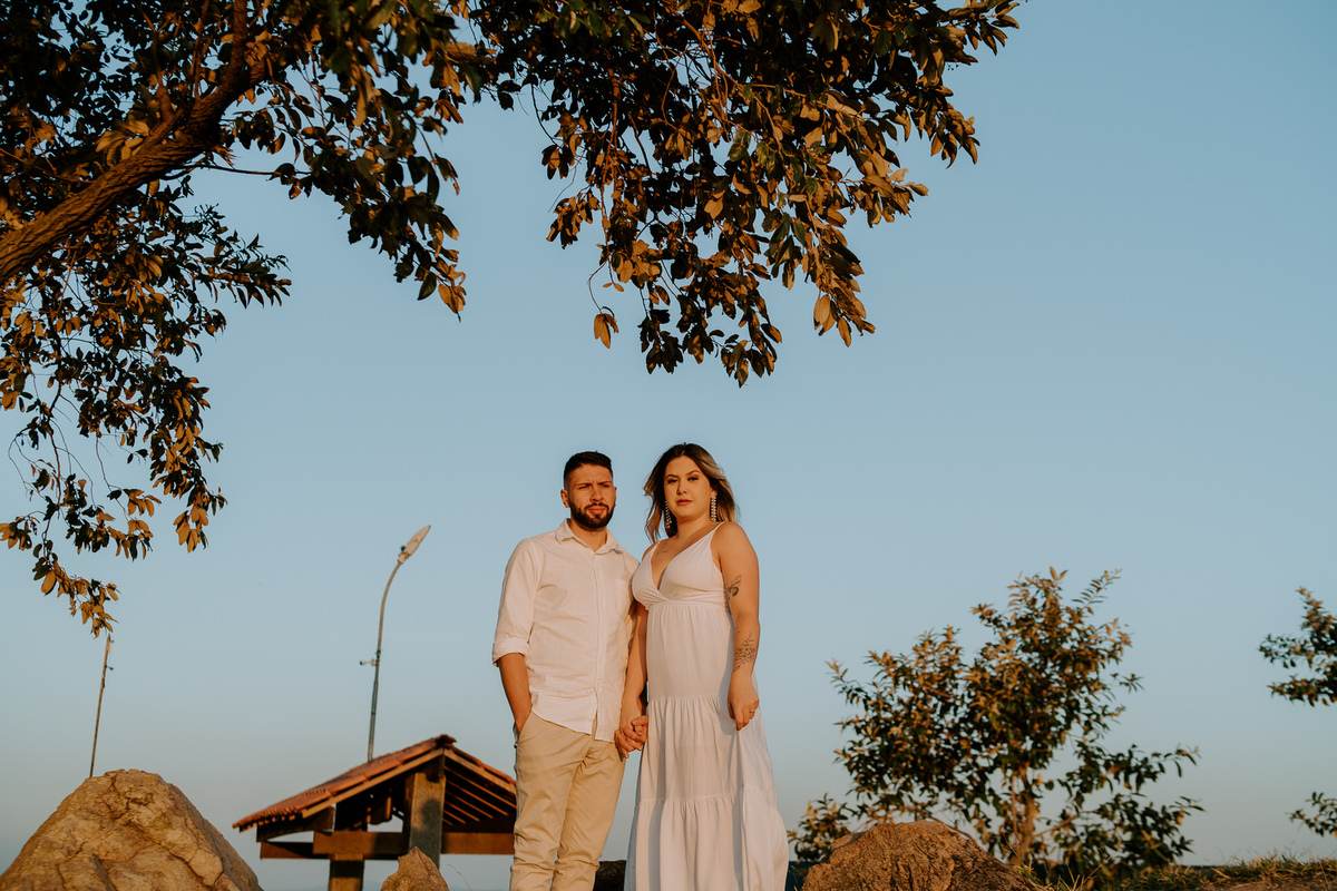 prewedding, wedding, elopement wedding, elopement, ensaio fotográfico, ensaio de foto, ensaio de casal, ensaio fotografico casal, foto de casal, morro do capuava, ensaio externo, foto de casal na montanha, ensaio fotografico casal morro do capuava