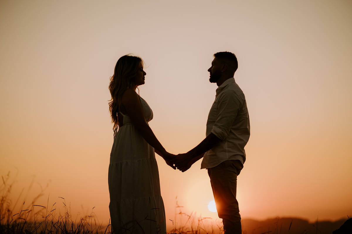 prewedding, wedding, elopement wedding, elopement, ensaio fotográfico, ensaio de foto, ensaio de casal, ensaio fotografico casal, foto de casal, morro do capuava, ensaio externo, foto de casal na montanha, ensaio fotografico casal morro do capuava