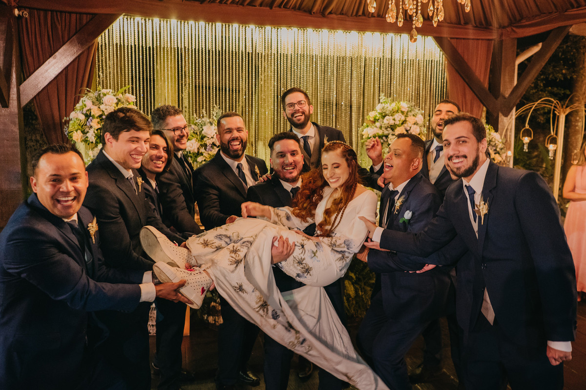 casamento, wedding, noiva, dia da noiva, bride, vestido de noiva, maquiagem de noiva, wedding dress, cerimônia de casamento, dia do noivo, madrinhas, padrinhos, wedding dress, making of, cerimônia com afeto, recanto santa rita, acessórios de noiva