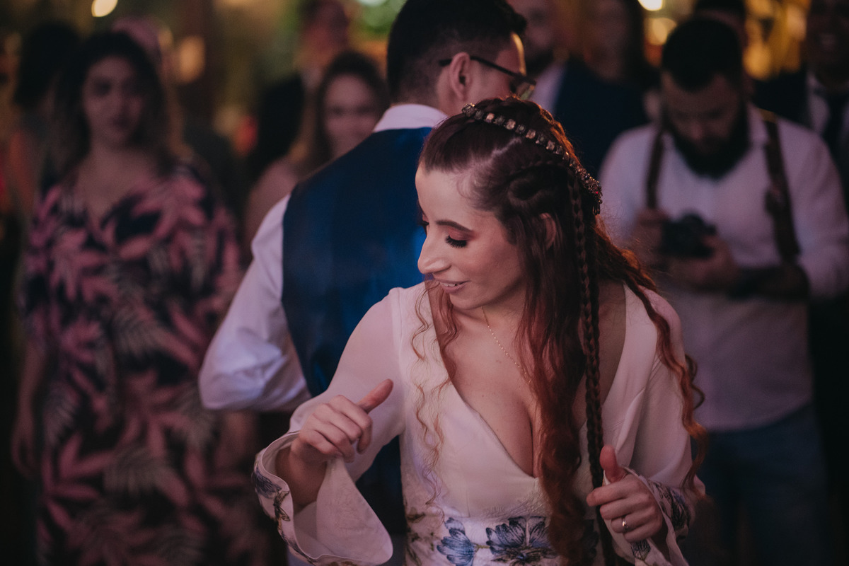 casamento, wedding, noiva, dia da noiva, bride, vestido de noiva, maquiagem de noiva, wedding dress, cerimônia de casamento, dia do noivo, madrinhas, padrinhos, wedding dress, making of, cerimônia com afeto, recanto santa rita, acessórios de noiva