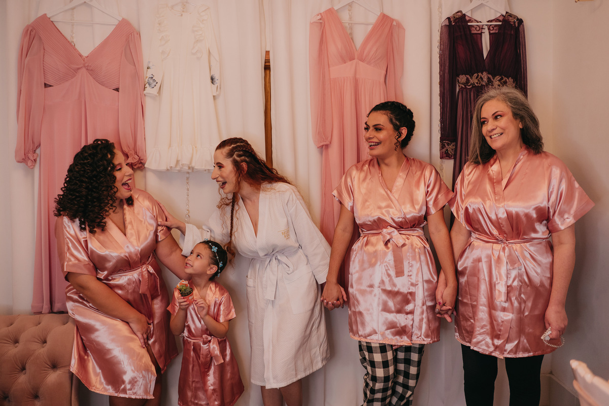 casamento, wedding, noiva, dia da noiva, bride, vestido de noiva, maquiagem de noiva, wedding dress, cerimônia de casamento, dia do noivo, madrinhas, padrinhos, wedding dress, making of, cerimônia com afeto, recanto santa rita, acessórios de noiva