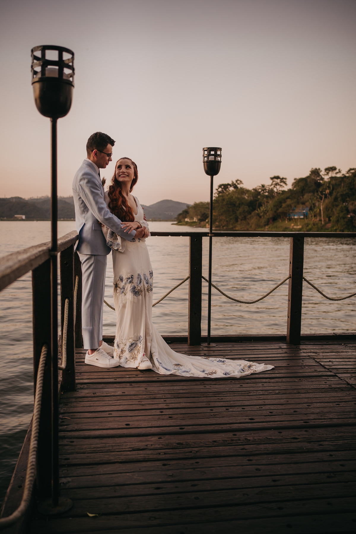 casamento, wedding, noiva, dia da noiva, bride, vestido de noiva, maquiagem de noiva, wedding dress, cerimônia de casamento, dia do noivo, madrinhas, padrinhos, wedding dress, making of, cerimônia com afeto, recanto santa rita, acessórios de noiva