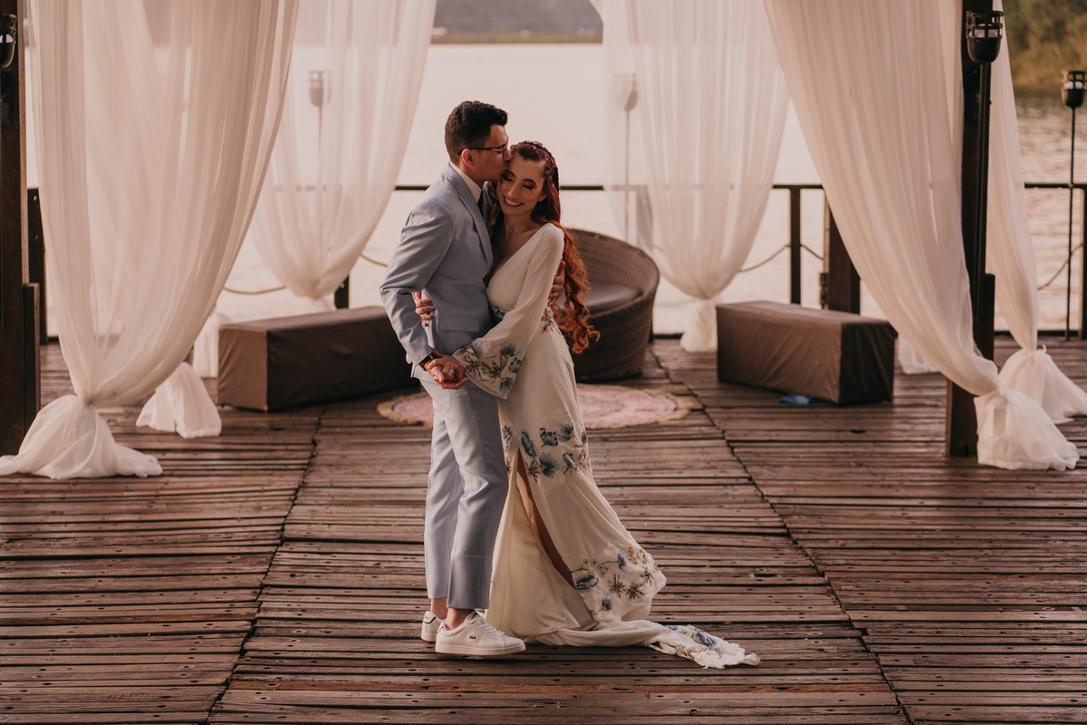 casamento, wedding, noiva, dia da noiva, bride, vestido de noiva, maquiagem de noiva, wedding dress, cerimônia de casamento, dia do noivo, madrinhas, padrinhos, wedding dress, making of, cerimônia com afeto, recanto santa rita, acessórios de noiva