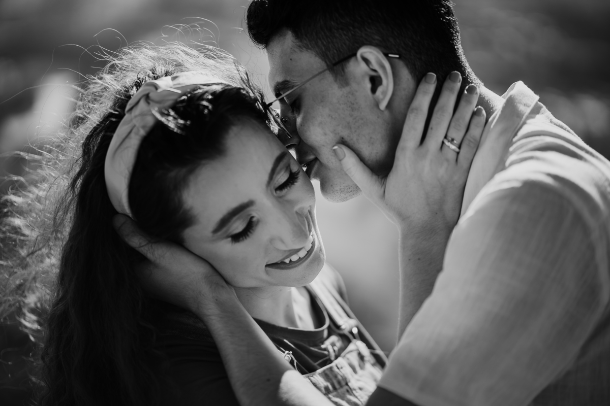 prewedding, wedding, elopement wedding, ensaio fotográfico, ensaio de foto, ensaio de casal, ensaio fotografico casal, foto de casal, morro do capuava, ensaio externo, foto de casal na montanha, ensaio fotografico casal morro do capuava