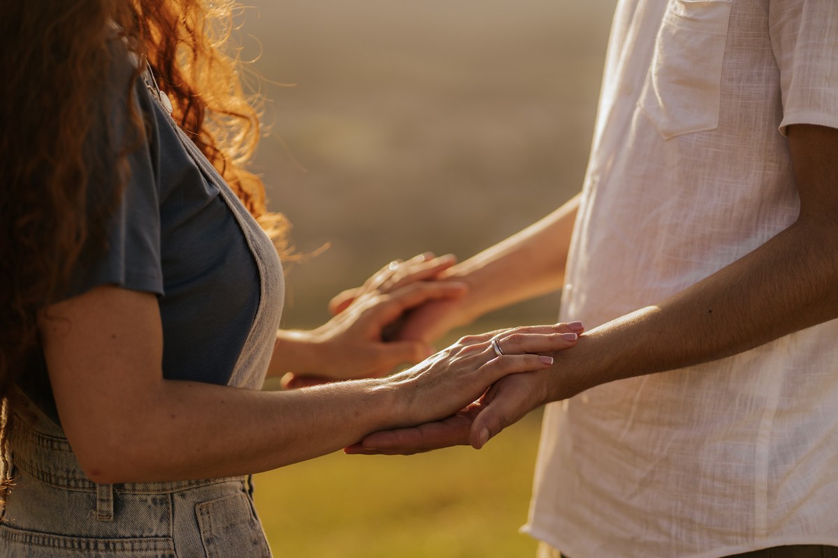 prewedding, wedding, elopement wedding, ensaio fotográfico, ensaio de foto, ensaio de casal, ensaio fotografico casal, foto de casal, morro do capuava, ensaio externo, foto de casal na montanha, ensaio fotografico casal morro do capuava