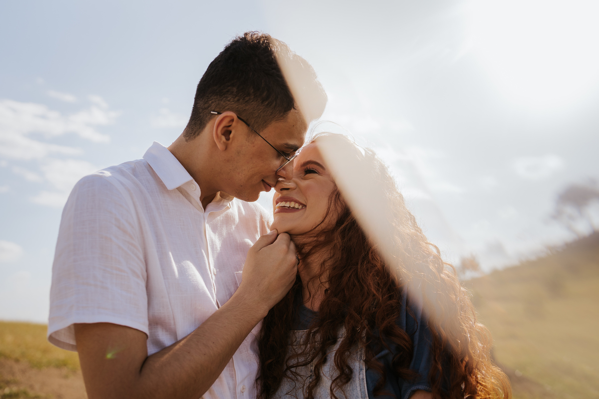 prewedding, wedding, elopement wedding, ensaio fotográfico, ensaio de foto, ensaio de casal, ensaio fotografico casal, foto de casal, morro do capuava, ensaio externo, foto de casal na montanha, ensaio fotografico casal morro do capuava