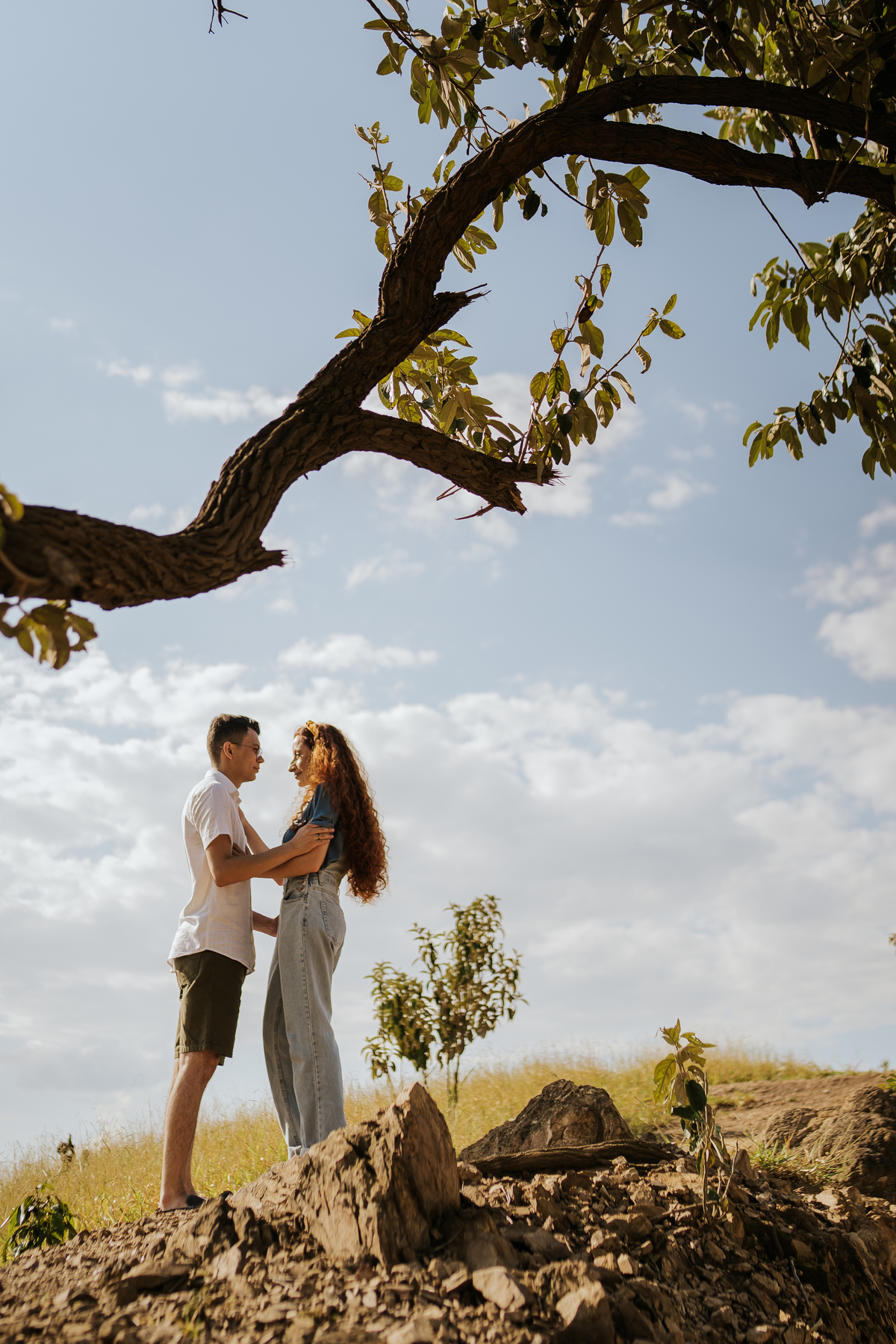 prewedding, wedding, elopement wedding, ensaio fotográfico, ensaio de foto, ensaio de casal, ensaio fotografico casal, foto de casal, morro do capuava, ensaio externo, foto de casal na montanha, ensaio fotografico casal morro do capuava