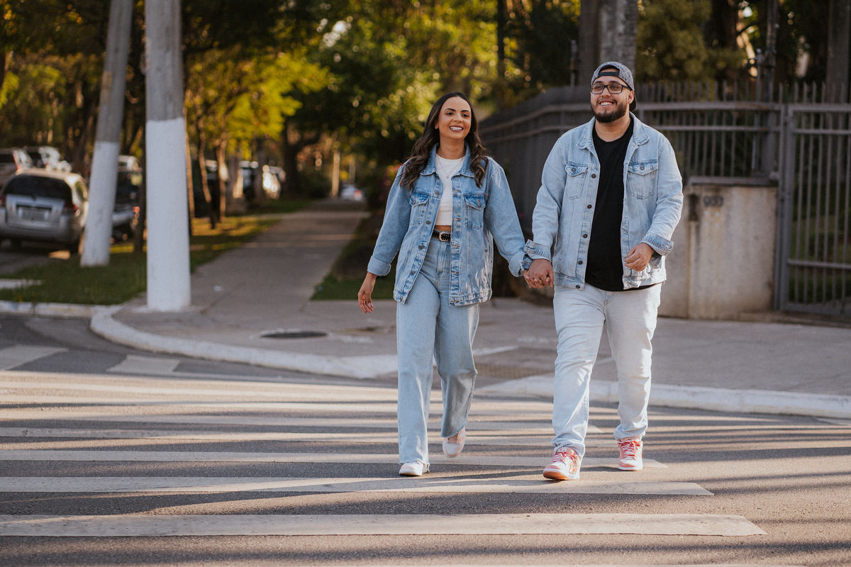 pre-wedding, wedding, ensaio fotográfico, ensaio de foto, ensaio de casal, ensaio fotografico casal, foto de casal, ensaio urbano, ensaio externo, ensaio fotográfico urbano, pré-wedding urbano